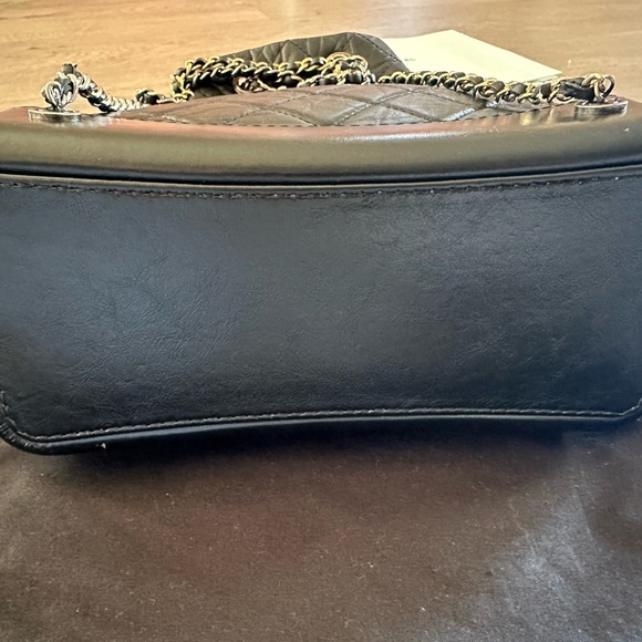 CHANEL Black Quilted Drawstring Bag - Picture 6 of 13